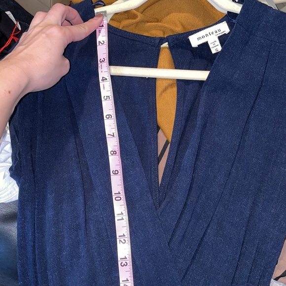 MONTEAU: Navy Blue Plunge Neck Jumper - Picture 9 of 10